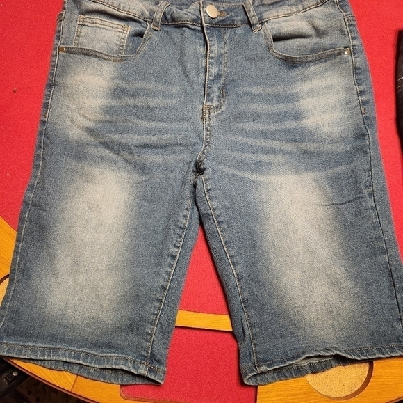Mens jean shorts - Picture 7 of 7